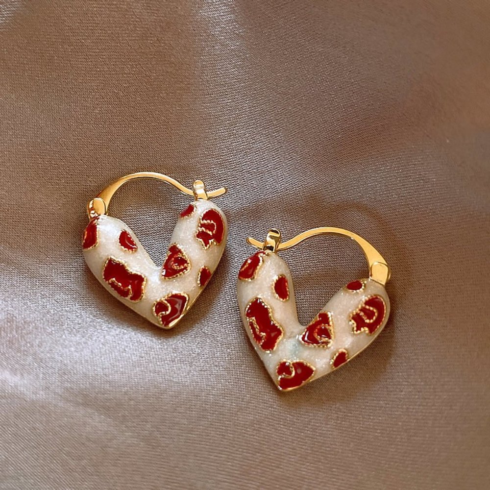 GOLICC Red Striped Heart Earrings - Picture 4 of 12